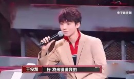 托腮吃瓜,揭秘网络热议背后的趣味与思考