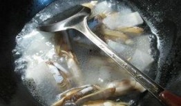 吃瓜蛏子汤,吃瓜蛏子汤，鲜美滋味尽在其中