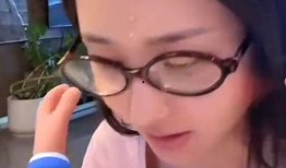 直播吃网友的瓜,揭秘网络红人的幕后故事