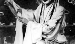 戏子祭酒吃瓜视频