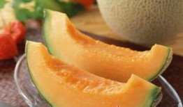减肥吃菠萝还是吃哈密瓜,减肥饮食中的甜蜜选择对比”