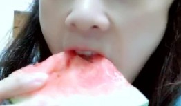 吃瓜的姐姐,吃瓜姐姐带你揭秘娱乐圈那些事儿