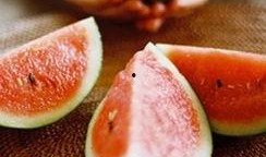 梦见吃熟过了的瓜,揭秘吃熟过了的瓜的神秘寓意