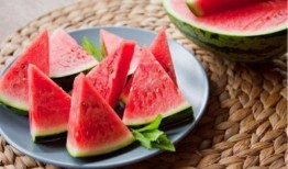 熙然吃不吃瓜,揭秘娱乐圈的甜蜜与苦涩