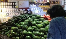 苏州销售吃瓜事件,一场意外引发的职场风波