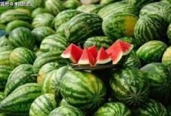 吃瓜吃中间的人,品味中间之美