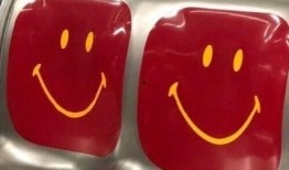 护士吃瓜文案搞笑,笑料横生，医疗界欢乐无限