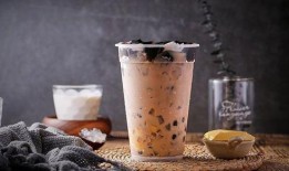 新疆rb奶茶吃瓜,吃瓜群众的甜蜜消遣