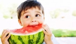 窥屏吃瓜,揭秘网络时代下的“偷窥文化”现象