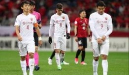 上海上港输球吃瓜