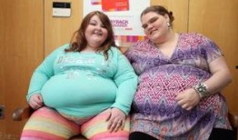 胖女孩吃瓜,甜蜜滋味，快乐生活