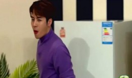 王嘉尔在线吃瓜,揭秘娱乐圈幕后故事