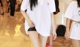 张天爱每日吃瓜