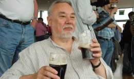 优雅吃瓜大爷图片,揭秘优雅吃瓜大爷的瓜界风采